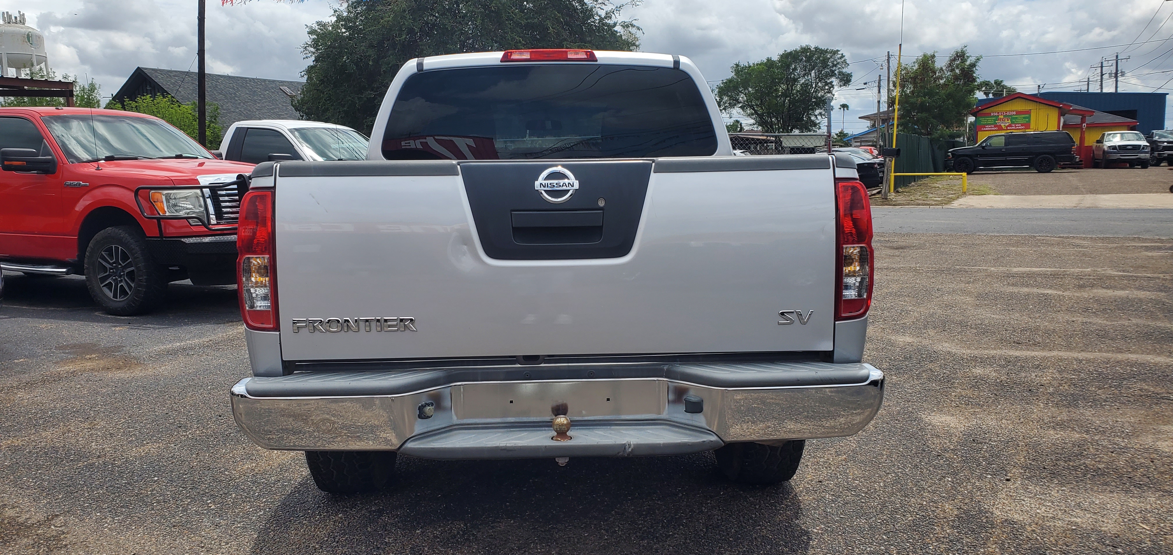 Vehicle photo 10