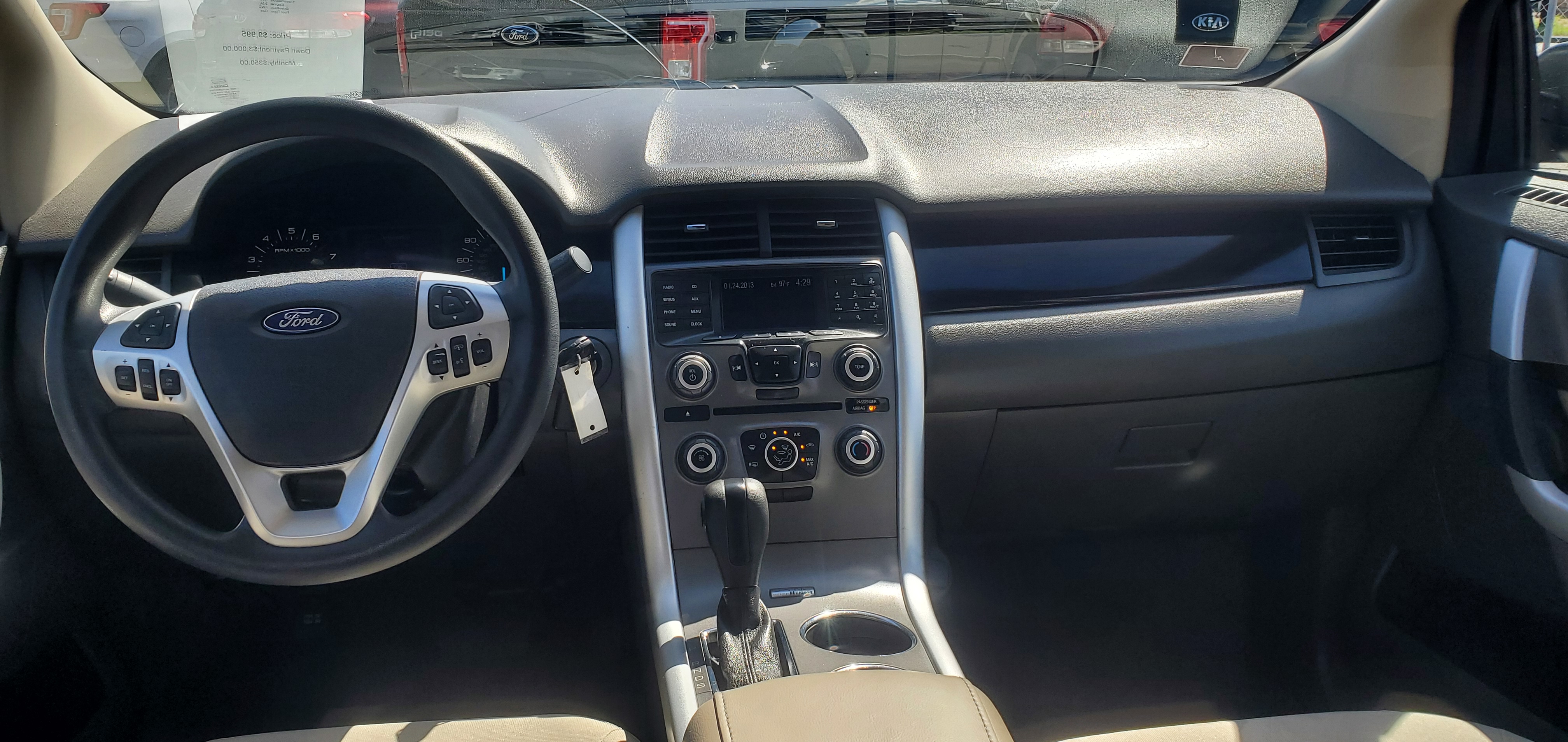 Vehicle photo 8