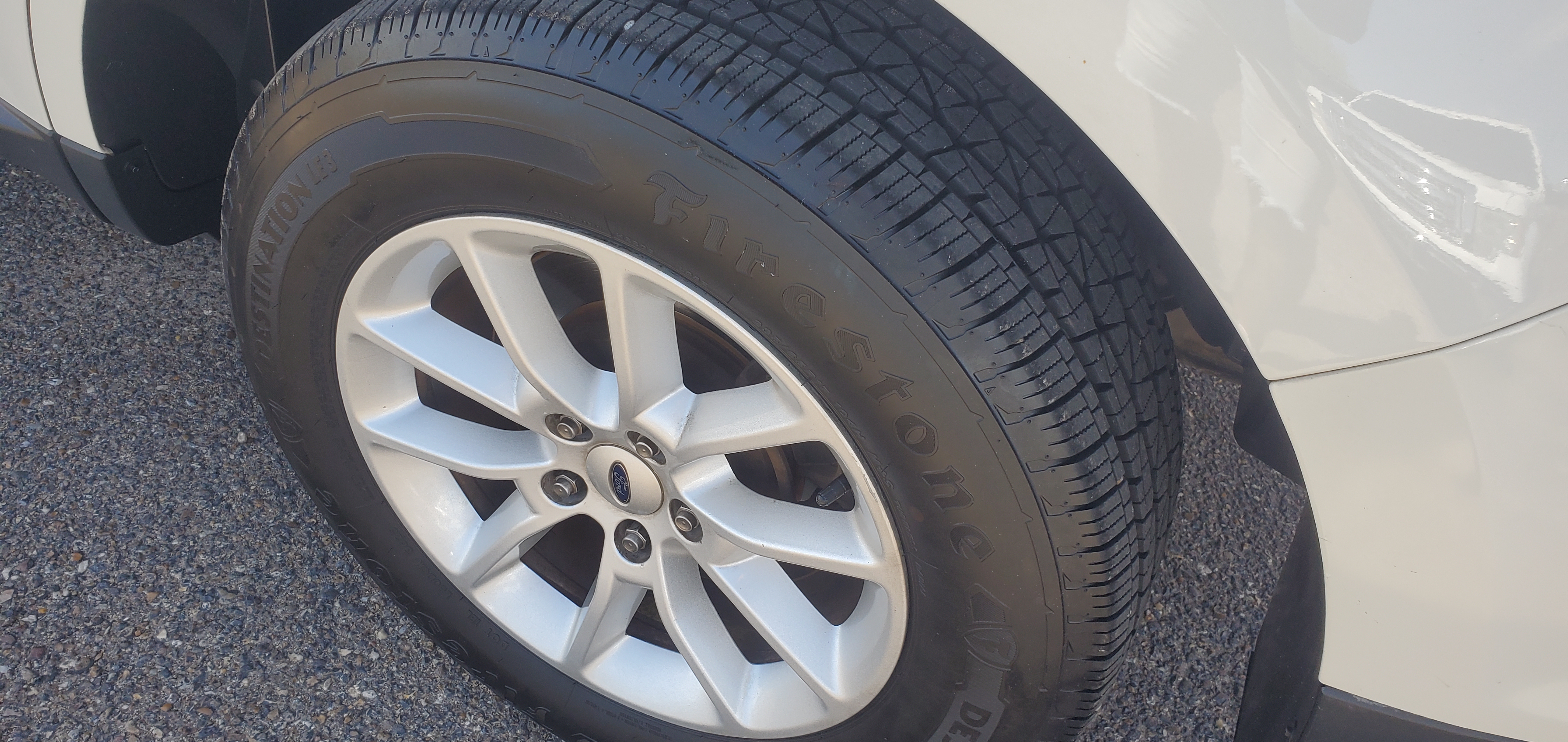 Vehicle photo 20
