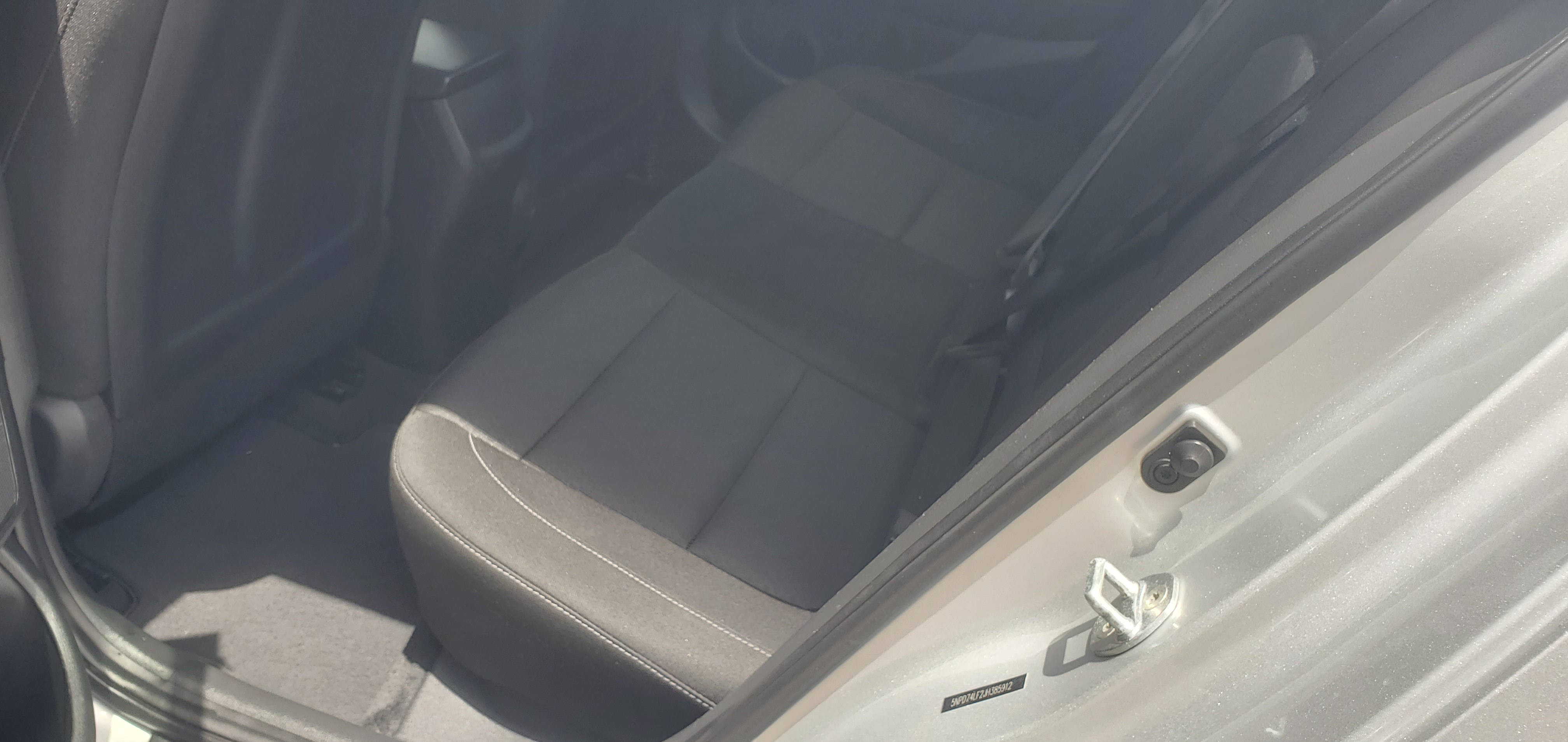 Vehicle photo 7