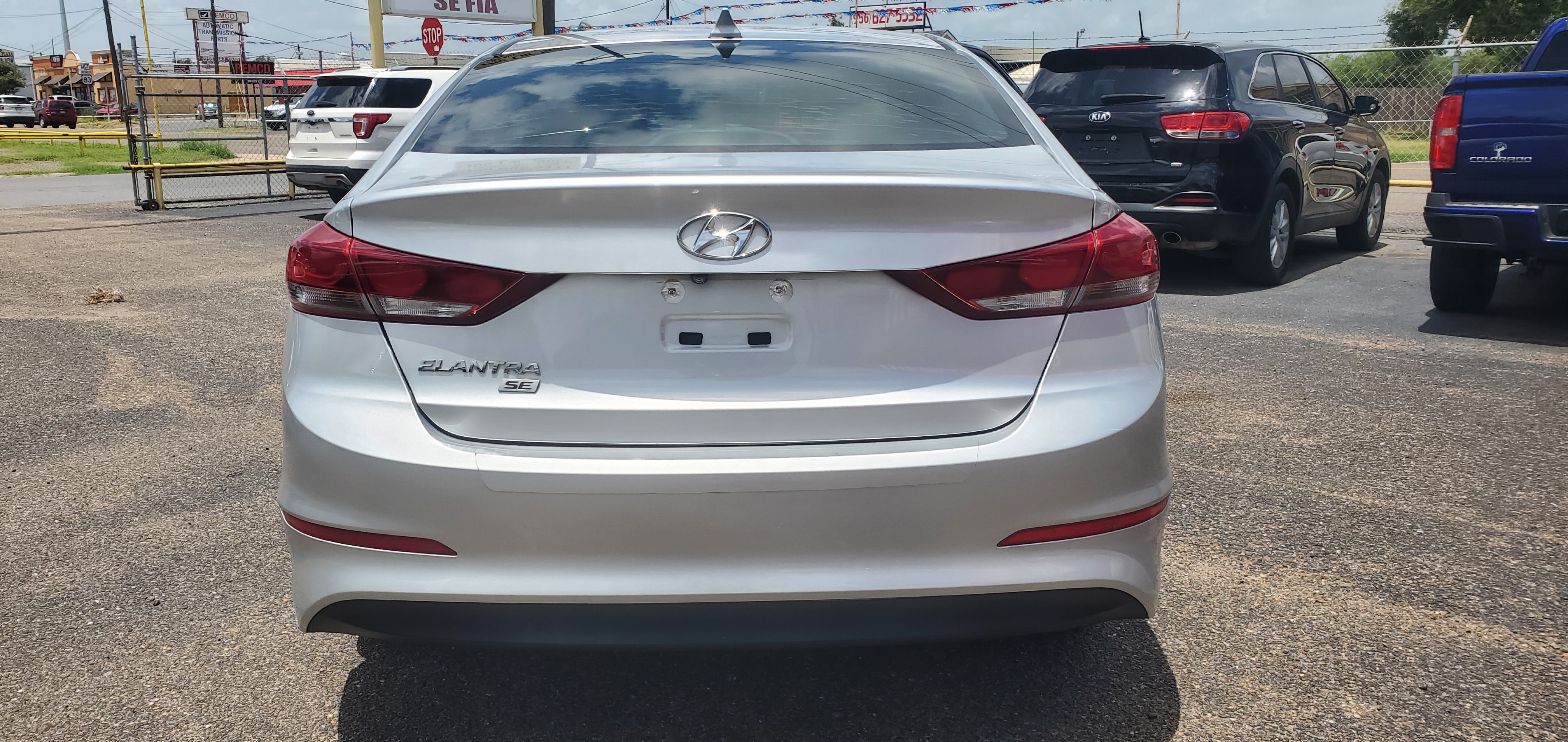 Vehicle photo 4