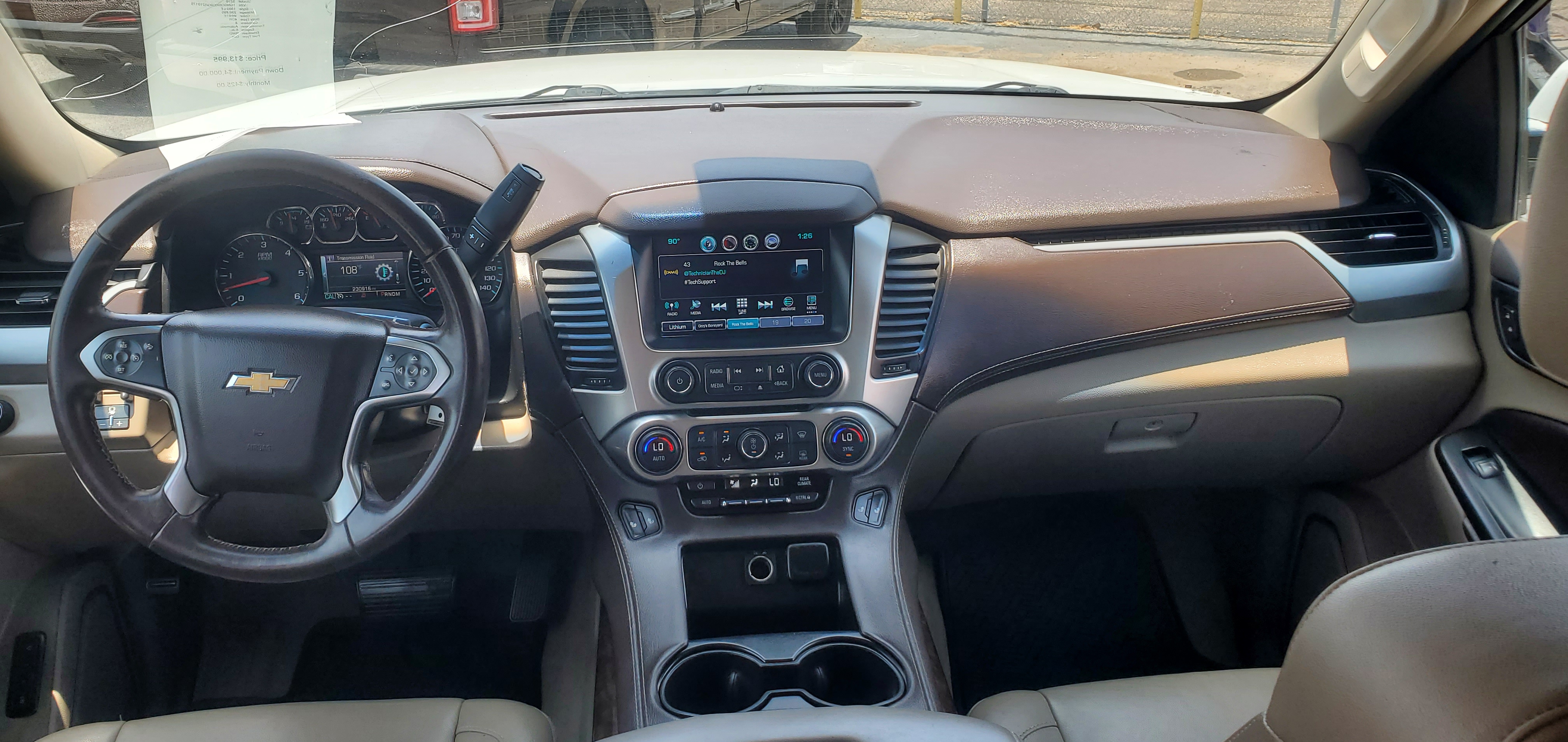 Vehicle photo 9