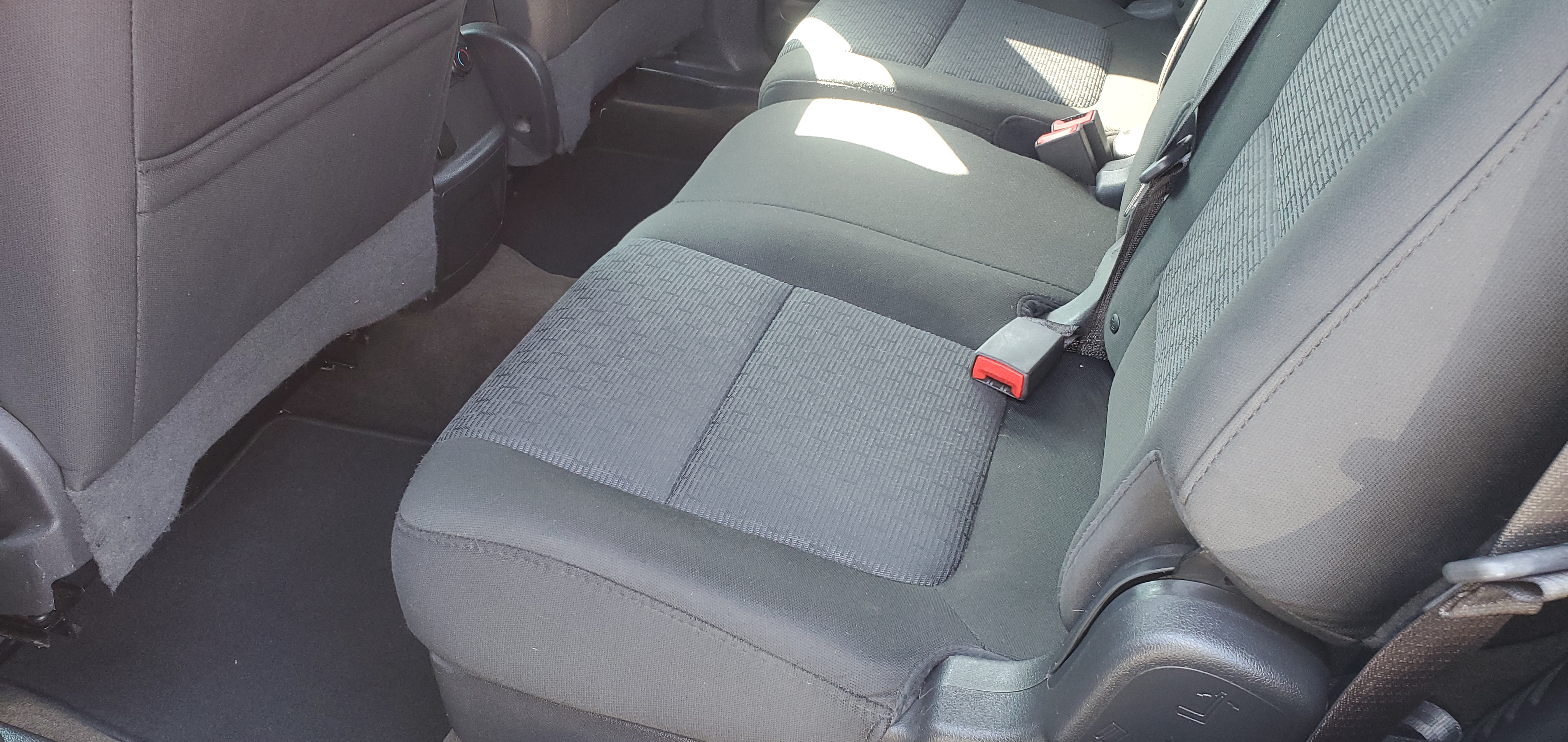 Vehicle photo 6