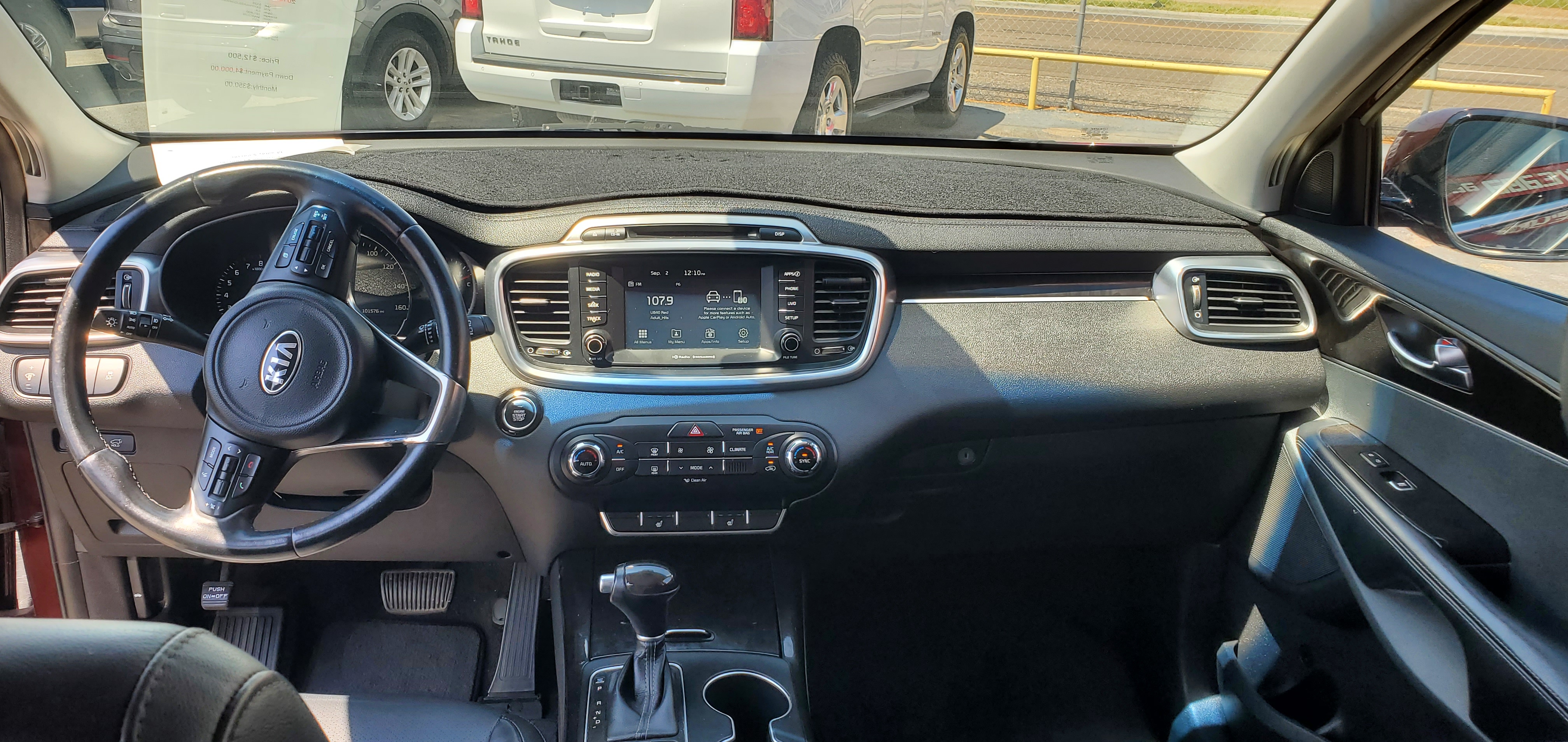 Vehicle photo 16