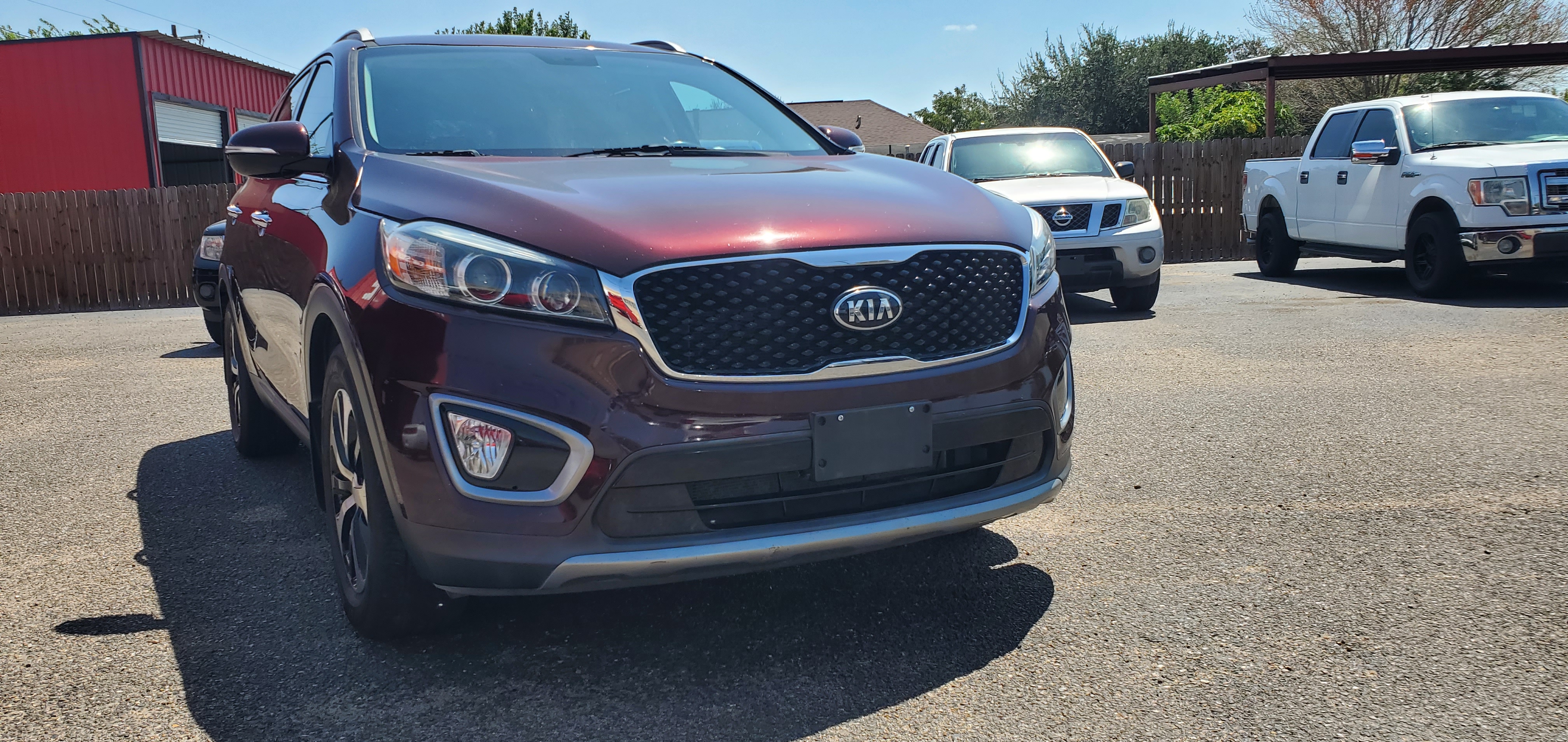 Vehicle photo 7