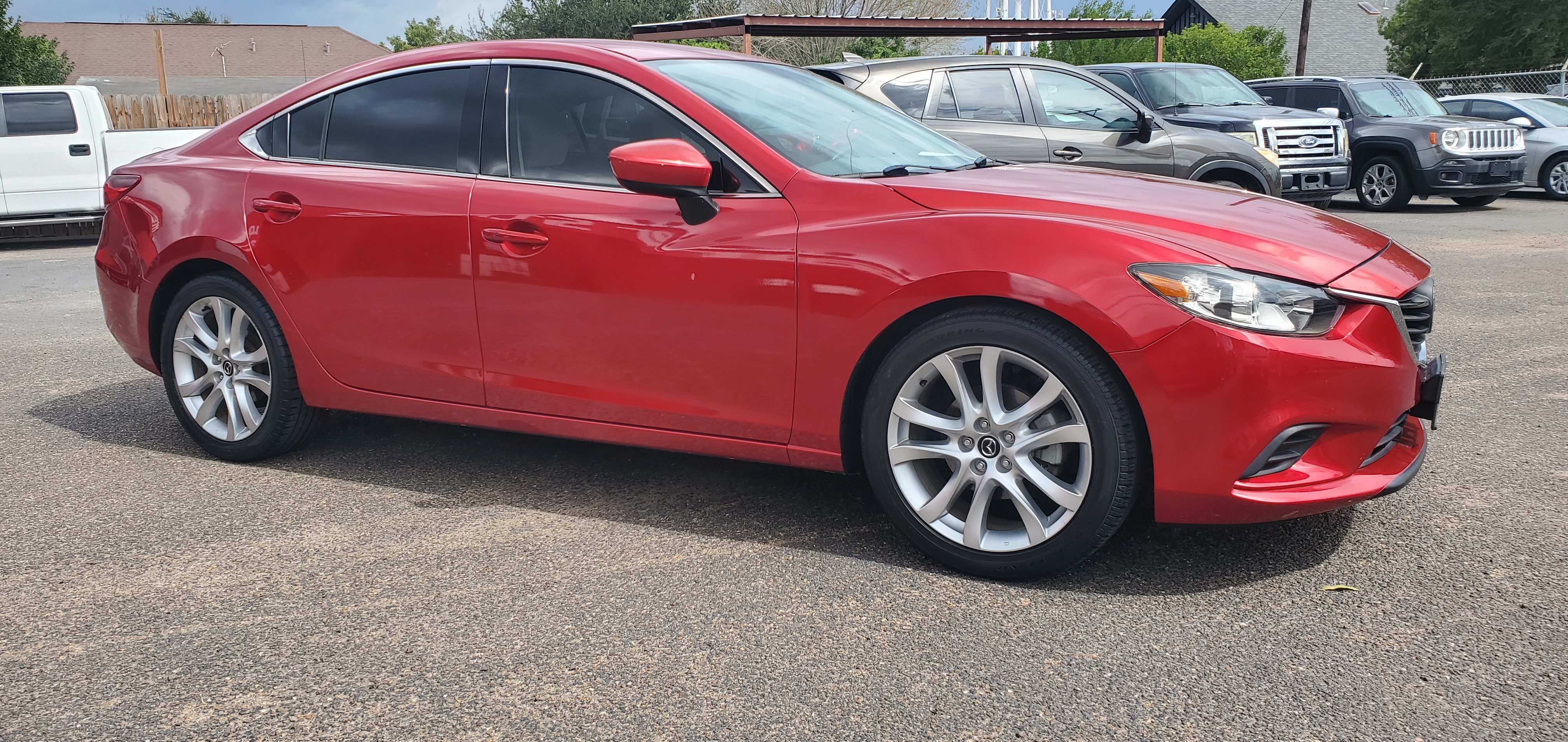 Vehicle photo 5