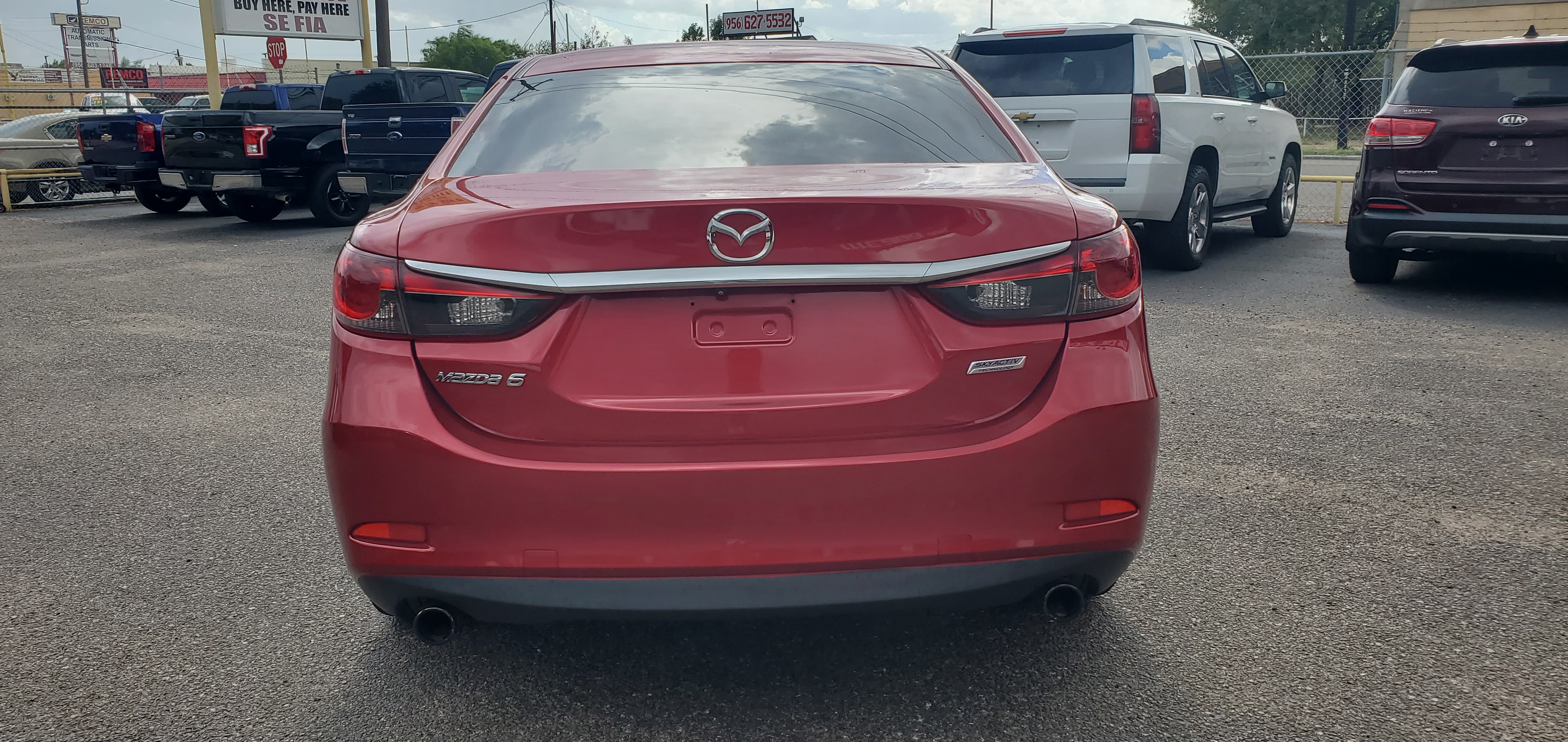 Vehicle photo 9