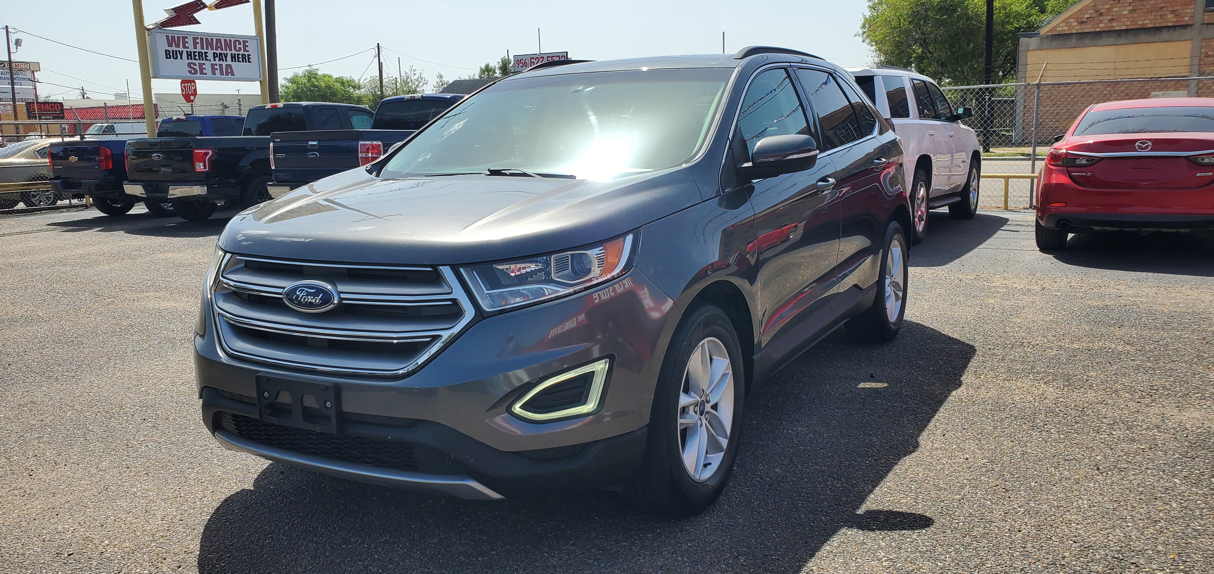 Vehicle photo 6